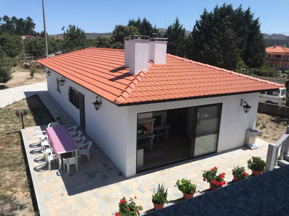 Вилла Pinheirinhos - Quinta De Sao Caetano Carapito Экстерьер фото